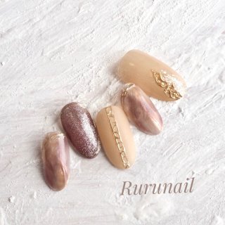 ミルキーニュアンス ネイルチップ ゴールド - ネイルチップ (つけ爪) 専門店ミチネイル