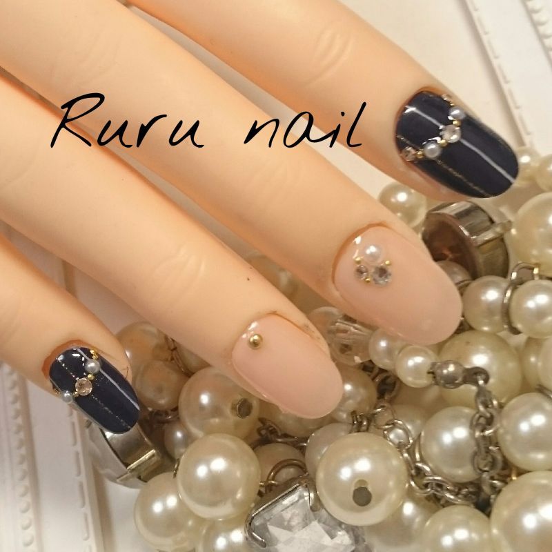 ピンストライプの綺麗ネイル 0 ネイルチップ通販ｒｕｒｕ ｎａｉｌ