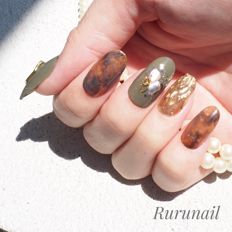 にごりべっ甲とうねうねミラーのネイルチップ(425 ネイルチップ通販Ｒｕｒｕ ｎａｉｌ